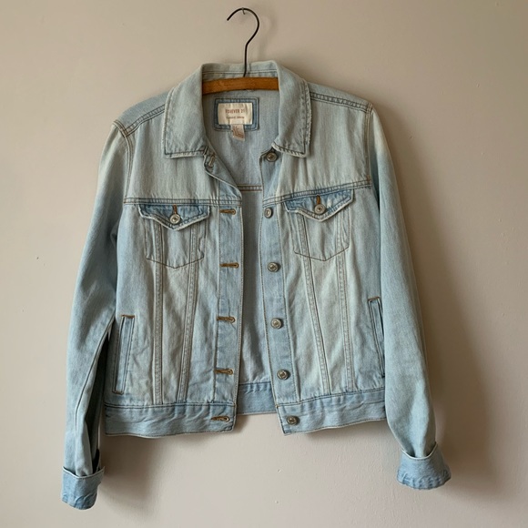 Forever 21 Jackets & Blazers - Forever 21 Jean Jacket